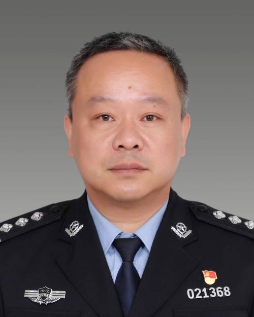 吴志杰(宁波市公安局海曙分局巡(特)警大队教导员)