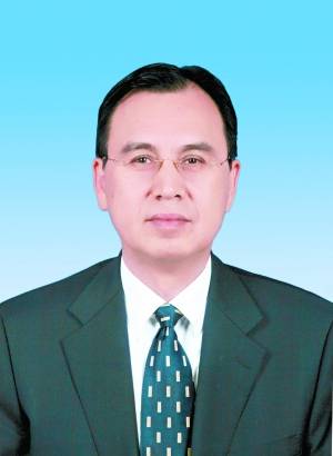 陈英杰（保定市人大常委会原副主任）