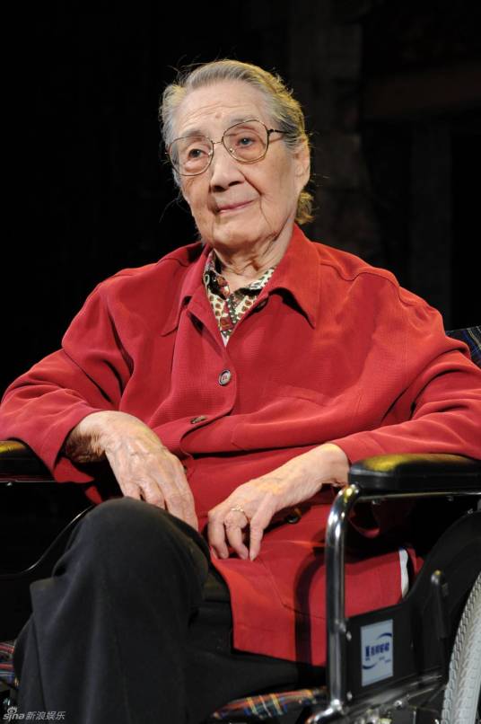 朱琳（中国内地表演艺术家、话剧演员）