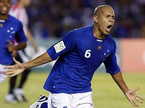 费尔南多·阿尔维斯·桑塔·克拉拉