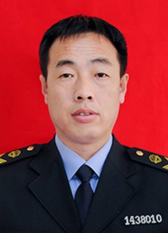 石俊峰（山西省高平市市场监督管理局党组成员、办公室主任）