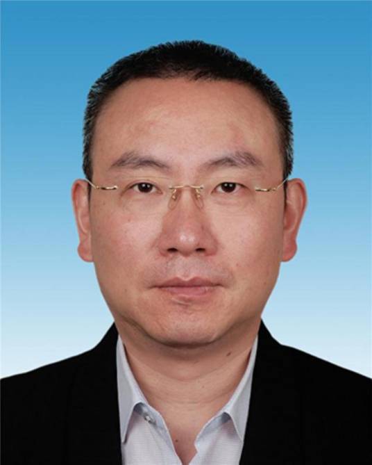 黄毅（第十四届全国人大代表，四川天府银行股份有限公司董事长）