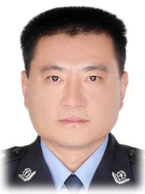 李小兵（辽宁省本溪市公安局森林警察支队南芬派出所原所长）