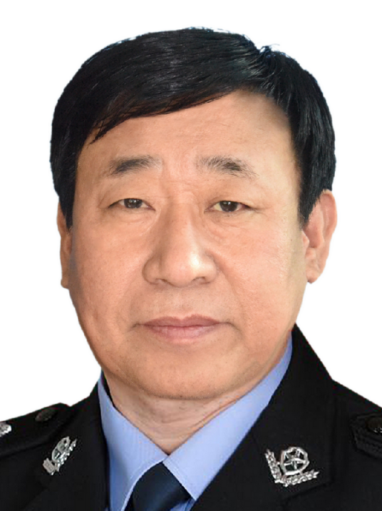 潘俊（内蒙古通辽市科尔沁区原副区长、区公安局原局长）