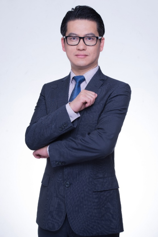 郝鹏（曾任联盛新能源集团创始合伙人、集团总经理）