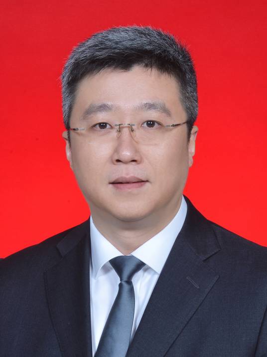 周磊（上海国际集团有限公司党委委员、副总裁，上海国际集团（香港）有限公司董事长）