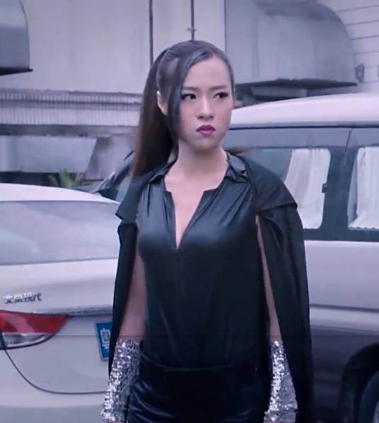 莎莉（电影《我的机器女友未成年》中的角色）