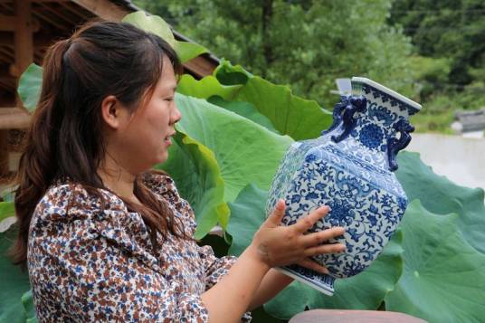 吴芳（陶瓷艺术家）