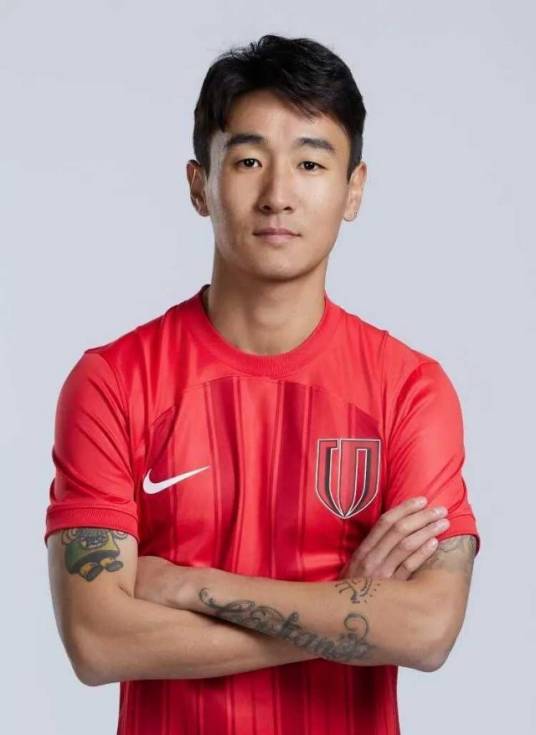 韦世豪（中国足球运动员）