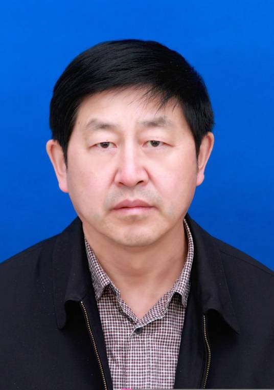 杨刚（黑龙江省大兴安岭地委原委员、政法委书记）