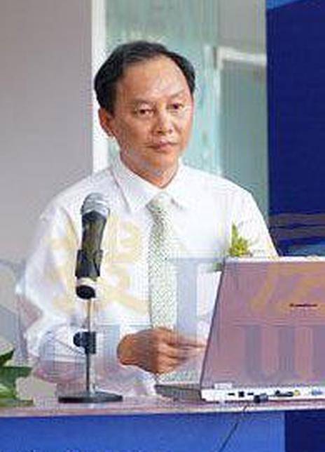 胡建新（浙江绍剧团演员）