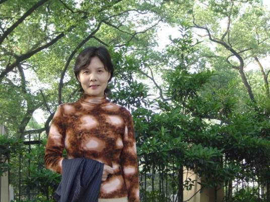 唐莉（泸州师范附属小学原校长）