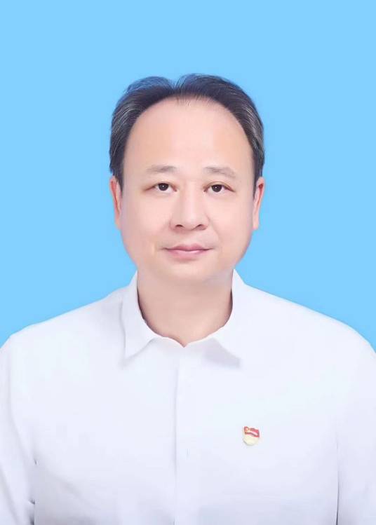 李豪（广东省潮商文化专委会主任，广东陇西文化研究专业委员会主任会长，广东海陆惠李氏理事总会会长）