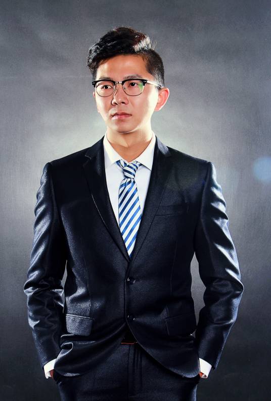 赵俊（主持人、影视演员）