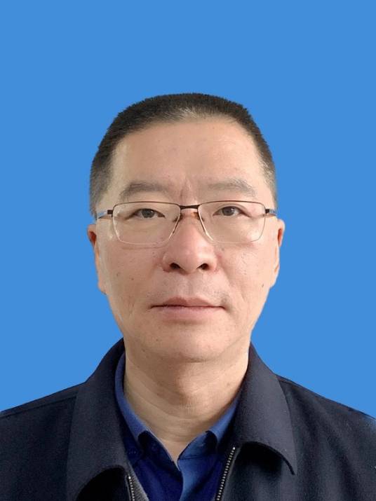 卢刚（贵州省退役军人事务厅原一级巡视员）