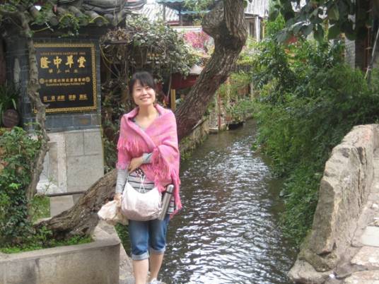 陈茵（四川省孝泉师范学校讲师）