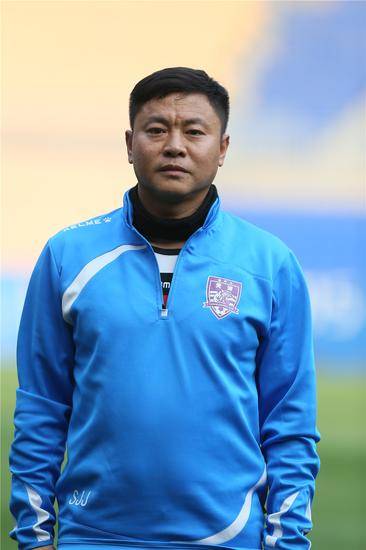 孙建军（足球运动员）