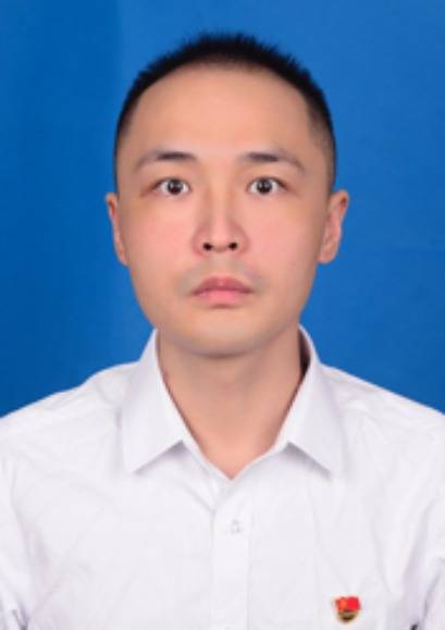 彭松（四川省乐山市金口河区文化旅游开发服务中心党支部书记、主任）