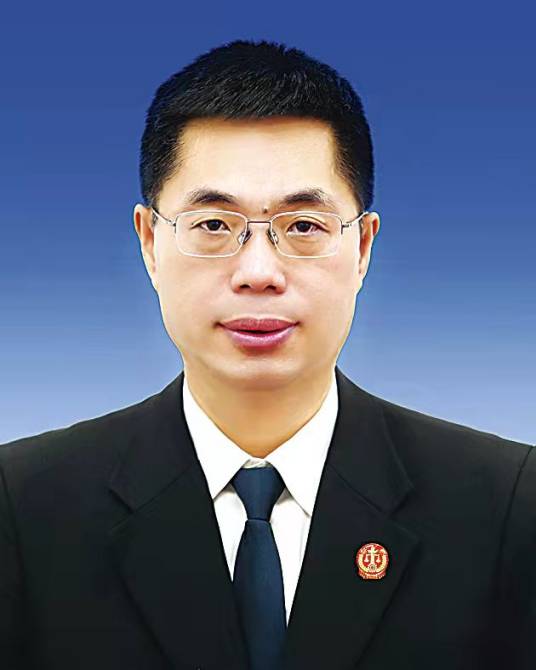 赵亮（黑龙江省鹤岗市中级人民法院院长、党组书记）