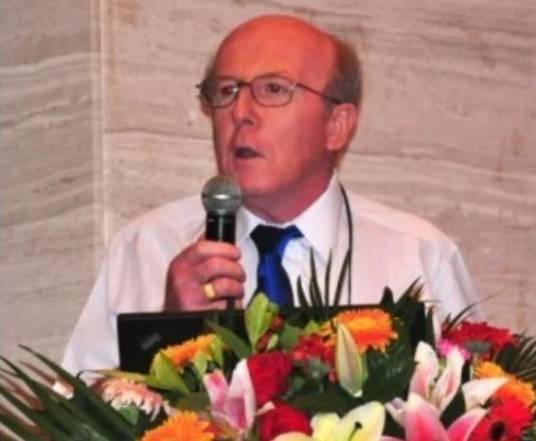 格雷尔（深圳和平医院男科医生）