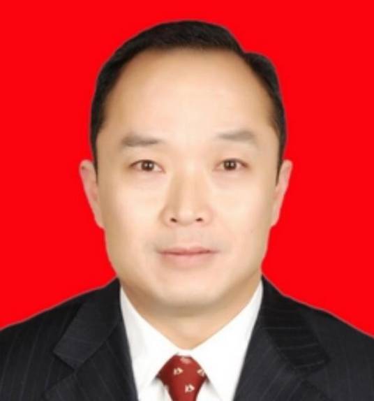 曹健（四川省阆中市人大常务委员会主任）