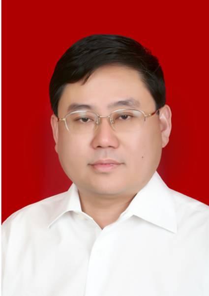 陈志伟（河南省信阳市委副书记、市长）