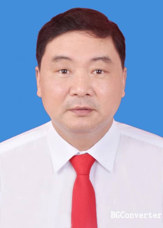 杜松（宜都市财政局党组成员、总会计师）