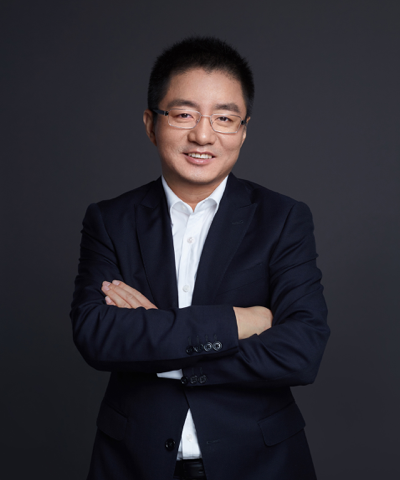 王慧文（美团联合创始人、原非执行董事）