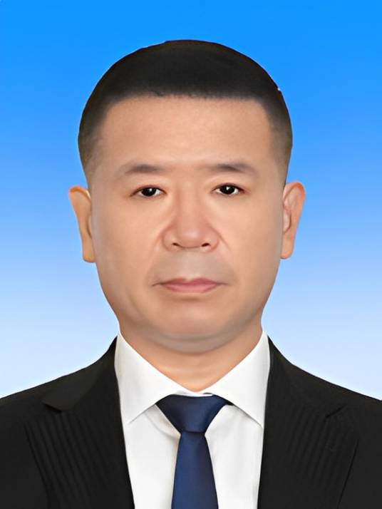 高山（吉林省通化市委副书记、市长）