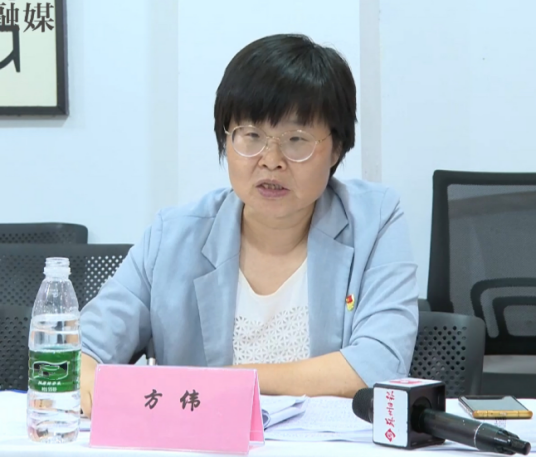 方伟（江苏省苏州市委党校副校长、苏州行政学院副院长）