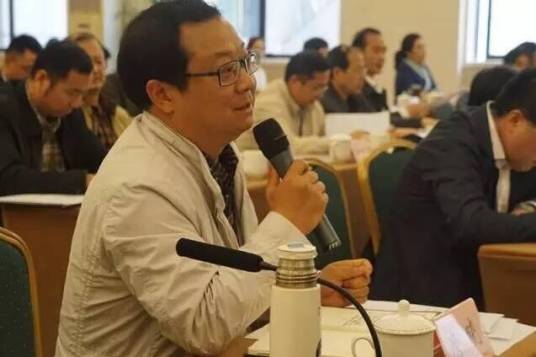 唐晓（资阳广播电视台原党总支书记、台长）