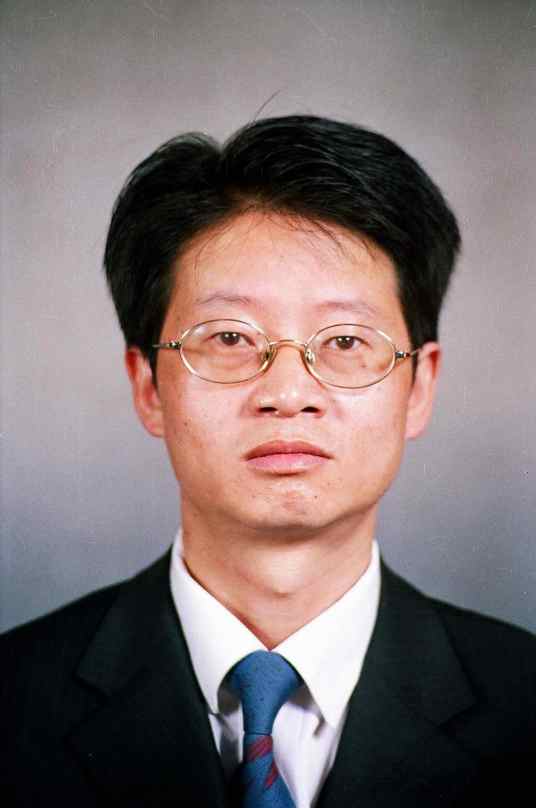 黄清（漳州师范学院教育科学与技术系教授）