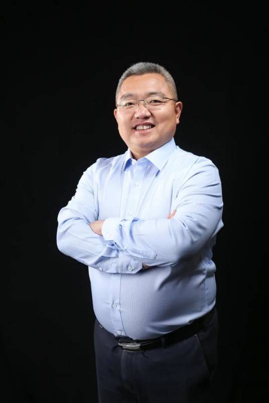 孙睿（青岛第九中学校长、青岛第三十七中学校长）