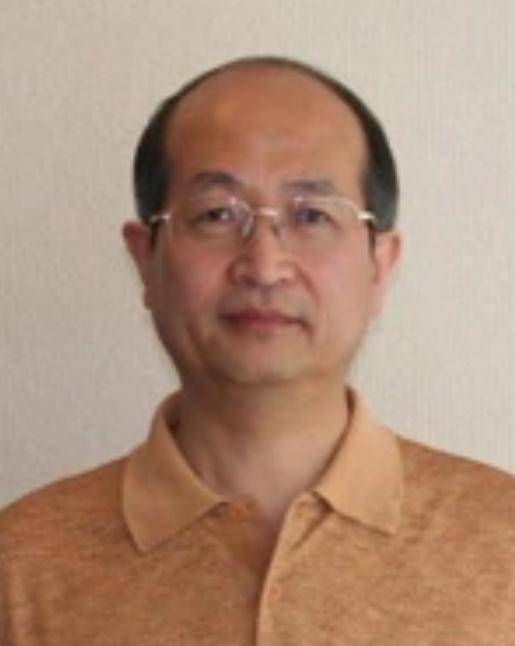 姜平（财政部驻大连市专员办副监察专员）