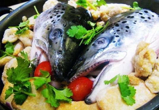 蒸三文鱼头