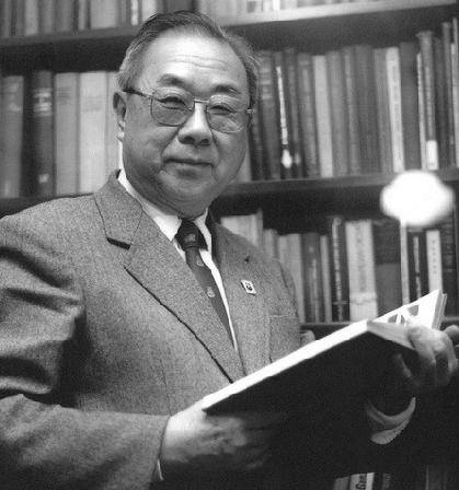 张维（云南大学中文系教授、作家）