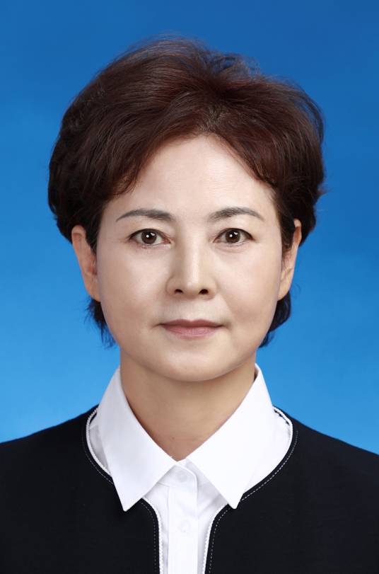 徐晓兰（第十四届全国政协常委、经济委员会委员，致公党中央副主席，全国妇联副主席（兼））