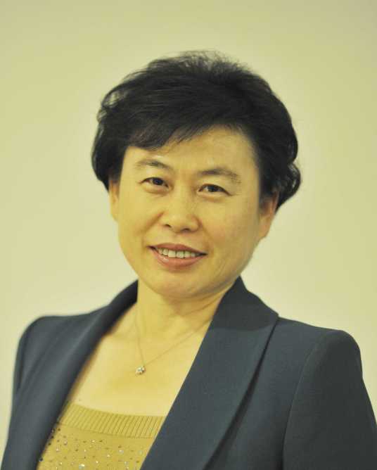 李萍（中国药科大学教授，天然药物活性组分与药效国家重点实验室主任）