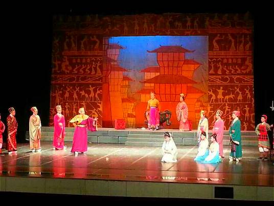 半边月（黄梅戏）