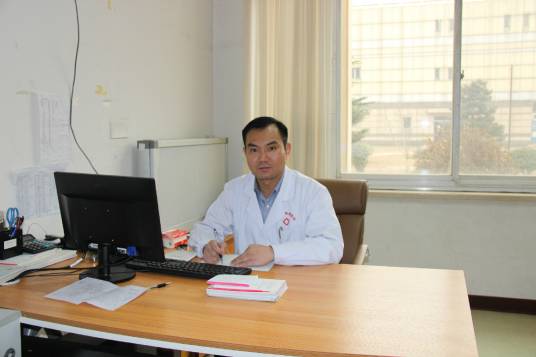 洪军（北京太阳城诊疗中心医生）