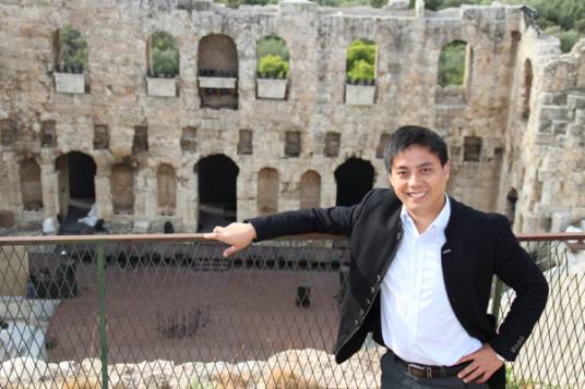 罗军（株洲外国语石峰学校校长）