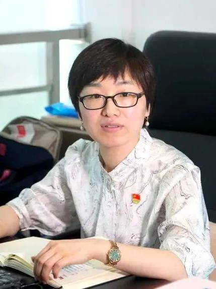 王洁（第十四届全国人大代表，白马湖实验室科研管理部负责人）