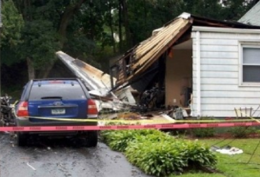 12·5美国俄勒冈州飞机坠毁事故