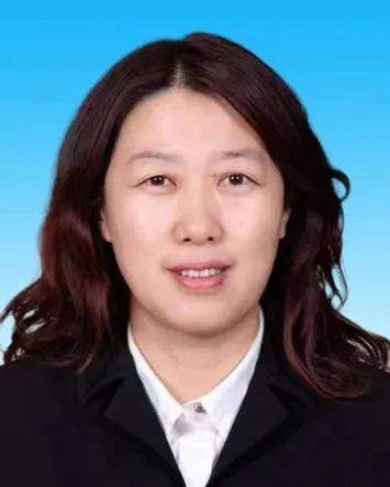 杨利民（包头钢铁（集团）有限责任公司工会副主席，内蒙古职工文联第五届主席团副主席）