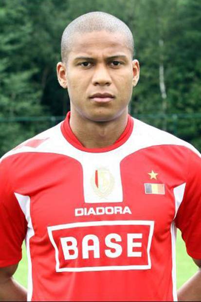 阿莱士·莫雷斯