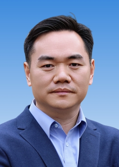 黄亮（浙江省教育厅党组成员、省教育考试院党委书记）