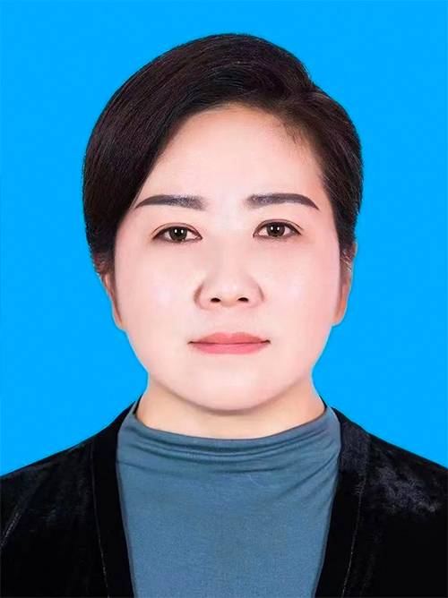 李光霞（第十四届全国人大代表，甘肃省武威市古浪县大靖镇三台村党支部书记兼村委会主任）