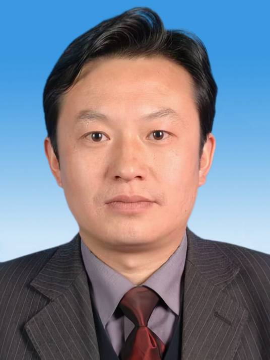 王军（四川省甘孜州政府秘书长、党组成员）