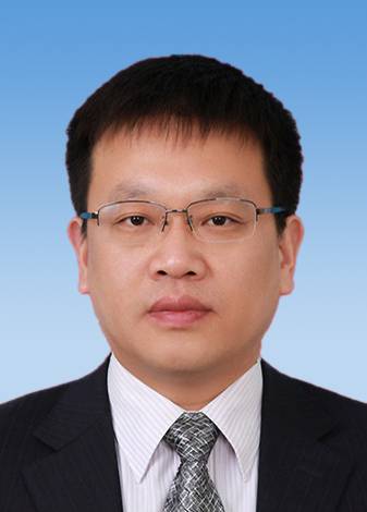 尹卫东（河南省平顶山市教育体育局党组成员、副局长）