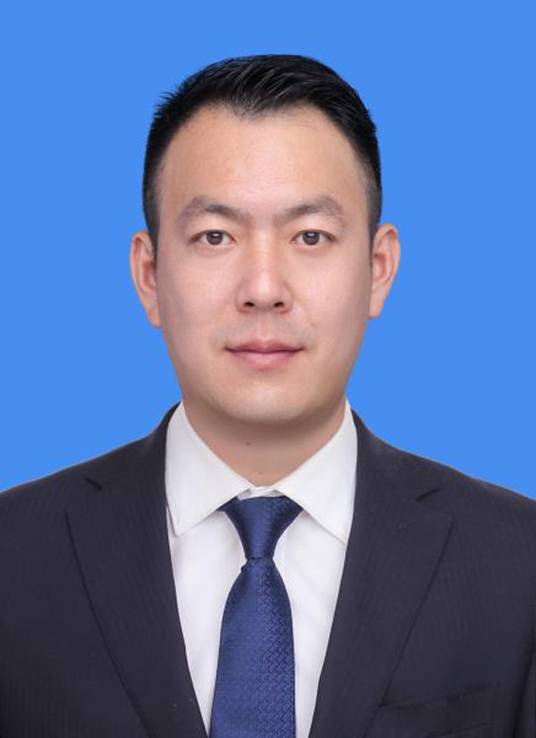 杨晶（云南省德宏州芒市发展和改革局党组书记、局长）